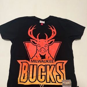 Milwaukee Bucks Tshirt